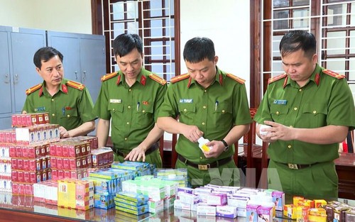 Họp báo Chính phủ thường kỳ: Đẩy mạnh triệt phá các cơ sở sản xuất hàng giả, hàng nhái