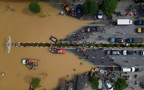 Họp báo Chính phủ thường kỳ: Xây dựng kịch bản ứng phó từ sớm, từ xa, giảm tối đa thiệt hại do thiên tai
