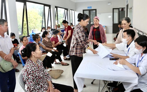 Nghị quyết 72-NQ/TW: Xây dựng gói dịch vụ y tế cơ bản thuộc phạm vi miễn phí