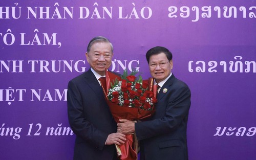 Việt - Lào: Nghĩa tình bền chặt vượt thời gian
