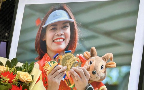 'Nữ hoàng đi bộ' Thanh Phúc viết tâm thư xin lỗi đầy day dứt khi phải bỏ cuộc ở SEA Games 2025