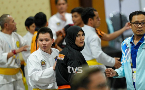 Biến căng tại SEA Games 2025: VĐV Malaysia xô xát trọng tài sau phán quyết gây tranh cãi