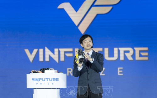 Tuần lễ Khoa học - Công nghệ VinFuture 2025: Giới thiệu những góc nhìn từ công nghệ đột phá tương lai