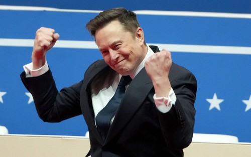 Tỷ phú Elon Musk lập kỷ lục với khối tài sản gần 750 tỷ USD
