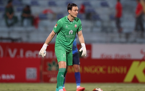 V-League có phải 'đất lành' với cầu thủ Việt kiều?
