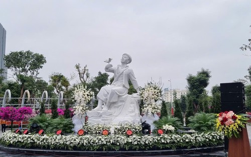 Khánh thành Tượng đài Anh hùng liệt sỹ Kim Đồng