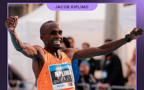 Jacob Kiplimo thiết lập kỷ lục thế giới mới ở cự ly half marathon