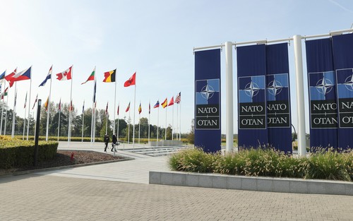 Mỹ đưa ra thời hạn để các nước NATO đáp ứng mục tiêu chi 2% GDP cho quốc phòng
