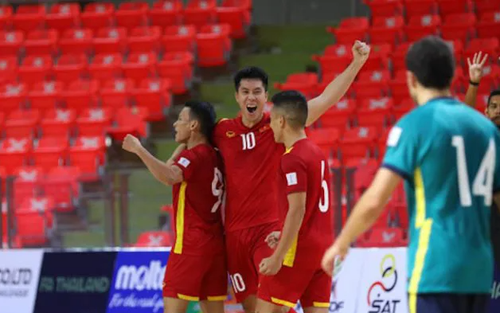 Vượt qua chấn thương dây chằng, cầu thủ sinh năm 1997 giúp ĐT Việt Nam thắng ĐT Australia 5-1 ở giải đấu lớn