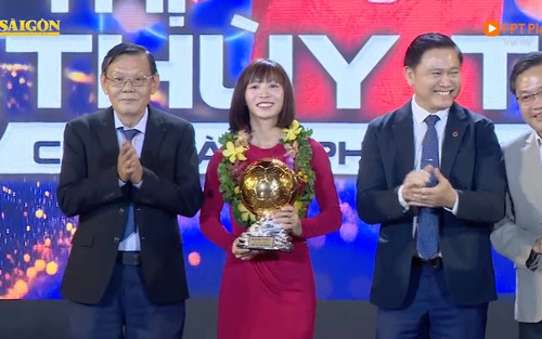 Thùy Trang quá xứng đáng giành Quả bóng Vàng Việt Nam 2024