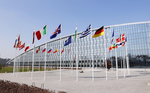 EU phản đối việc "đóng cửa" NATO đối với Ukraine