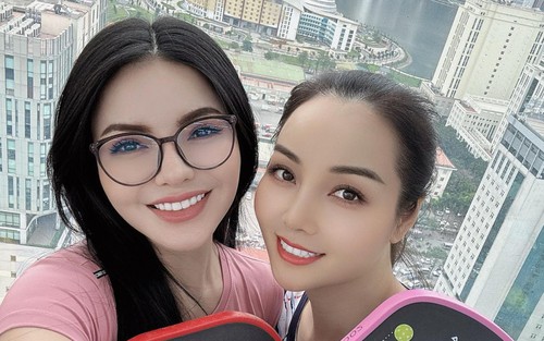 Mai Thu Huyền khoe sân chơi pickleball view triệu đô