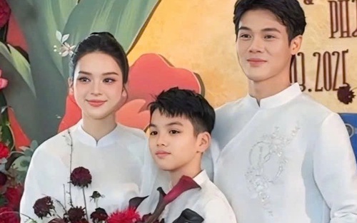 Sao nữ VTV lấy chồng nhờ chương trình thực tế, hạnh phúc đón 'song hỷ lâm môn'