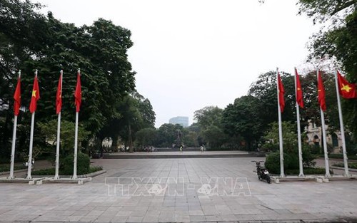 Hà Nội cải tạo vườn hoa Lý Thái Tổ, không chặt hạ cây cổ thụ