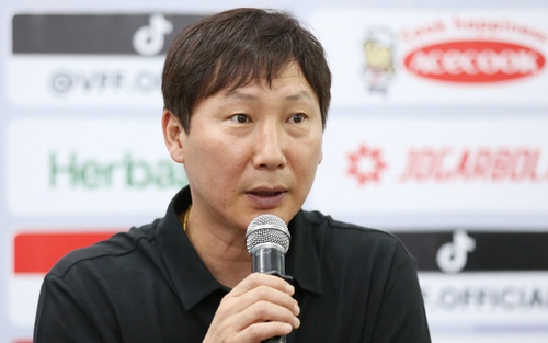 Thắng Lào 5-0, HLV Kim Sang Sik nói điều thật lòng