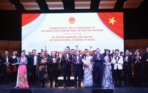 Tổng Bí thư Tô Lâm và Phu nhân dự Lễ hòa nhạc Kỷ niệm 70 năm thiết lập quan hệ ngoại giao Việt Nam - Indonesia