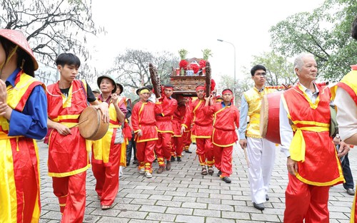 Lễ hội Hoa Lư - nơi tôn vinh lòng tự hào dân tộc và tinh thần đại đoàn kết