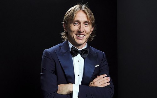 Người hâm mộ bất ngờ khi Luka Modric nhận vai trò mới ở một CLB Anh
