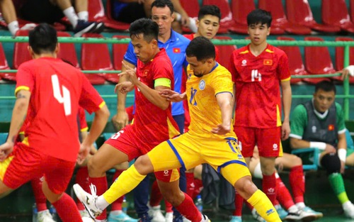Thắng 3 trận trong 7 ngày và ghi 11 bàn, ĐT Việt Nam được khen là 'một trong các đội mạnh nhất châu Á'