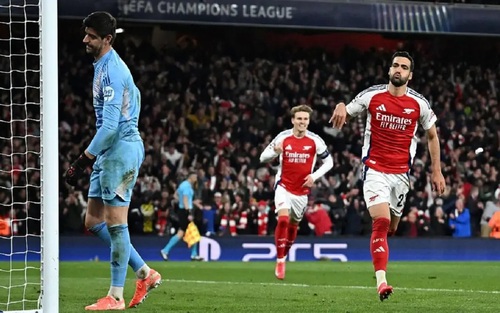 Cabin BLV: Arsenal không thể mãi “cải biên” Merino