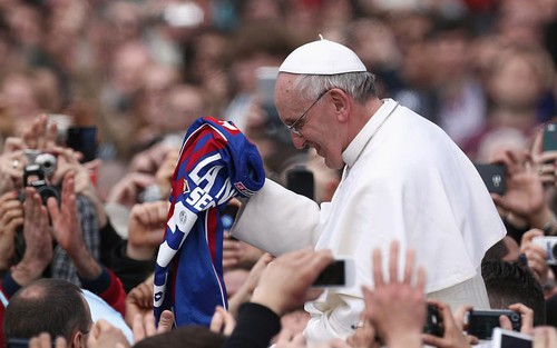 Giáo Hoàng Francis có một tình yêu đặc biệt với bóng đá