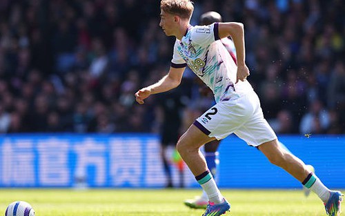 Liverpool sắp có tân binh đầu tiên trong mùa Hè 2025