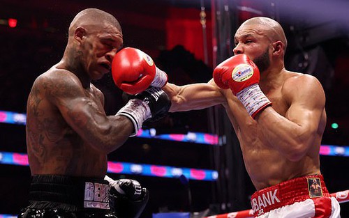 Chris Eubank Jnr đánh bại Conor Benn trong trận đấu mãn nhãn nhưng thiếu đẳng cấp