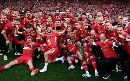 Chùm ảnh Liverpool ăn mừng chức vô địch Premier League 2024/25