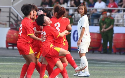 U17 nữ Việt Nam đánh bại Thái Lan trong trận giao hữu đầy kịch tính