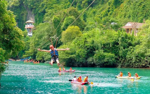 Các điểm du lịch ở Quảng Bình thu hút khách đến trải nghiệm