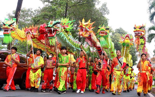 Đặc sắc chương trình lễ hội đường phố "Vĩnh Long-Sắc màu hội tụ-Khát vọng vươn xa"
