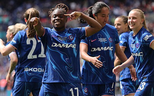 Chelsea thắng vang dội MU ở chung kết cúp FA, hoàn tất cú ‘ăn ba’ quốc nội