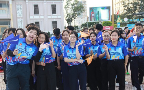 Tạo hệ sinh thái sử dụng ngoại ngữ để tiếng Anh trở thành ngôn ngữ thứ hai trong trường học