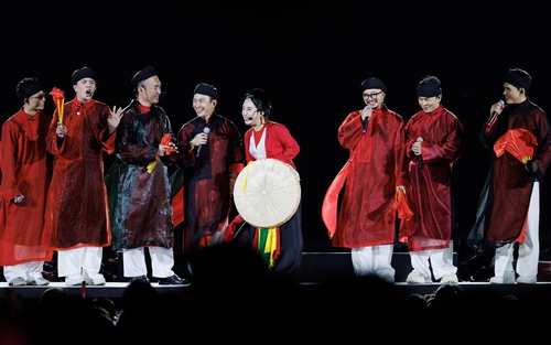 Chuyến tàu trong mơ "vượt ngàn chông gai"