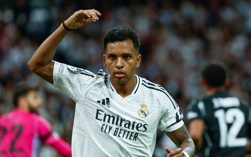 Ngoại hạng Anh chờ Rodrygo