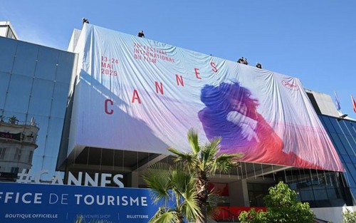Mất điện trên diện rộng tại Cannes vào ngày cuối cùng của liên hoan phim