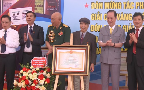 Tôn vinh Anh hùng Lao động, nhà văn, nhà báo, đạo diễn Minh Chuyên 