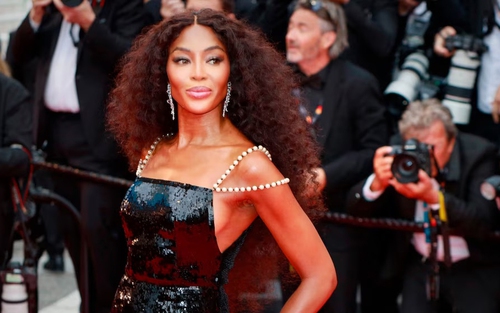 Naomi Campbell 55 tuổi: Huyền thoại "báo đen" làng mốt thế giới