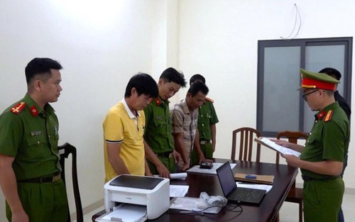 HLV trẻ Khánh Hòa bị bắt vì 'ăn chặn' tiền của cầu thủ