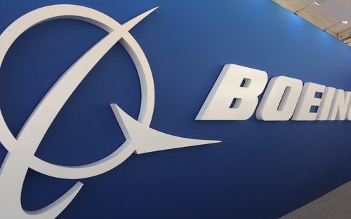 Vụ rơi máy bay tại Ấn Độ: Cổ phiếu Boeing lao dốc sau vụ tai nạn