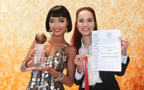 Cô trò Thu Trang - Nhã Uyên và bước ngoặt của Dancesport Việt Nam