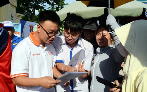 Bộ Giáo dục và Đào tạo đề nghị không chia sẻ thông tin chưa kiểm chứng về đề thi tốt nghiệp