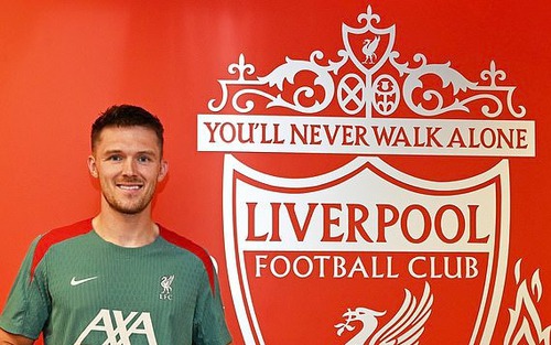 Liverpool chính thức đón tân binh thứ 5 trong mùa Hè này