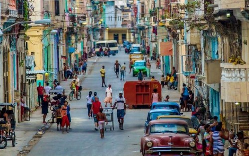 Người cao tuổi Cuba "sống trẻ" nhờ đam mê bơi lội