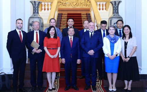  Tăng cường tình hữu nghị Việt Nam - Hungary