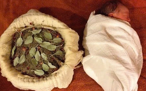 Cảnh báo hiểm họa của sinh con tại nhà theo trào lưu "thuận tự nhiên" 