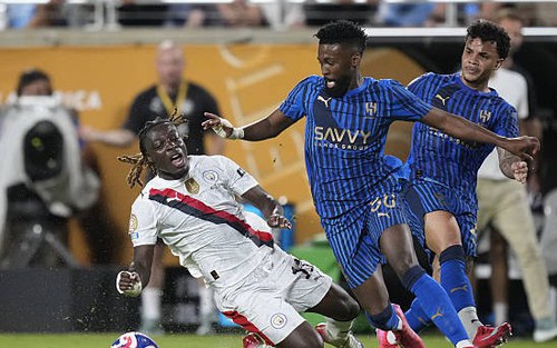 Đội châu Á duy nhất còn lại ở FIFA Club World Cup tạo địa chấn khi loại CLB của Ngoại hạng Anh