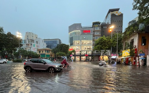 Tháng 7, khả năng xảy ra nhiều hình thái thời tiết nguy hiểm