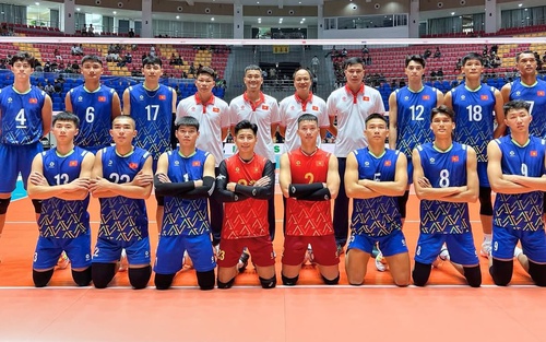 Chủ công Ngọc Thuân rực sáng, tuyển bóng chuyền Việt Nam giành chiến thắng đầu tiên ở SEA V.League 2025