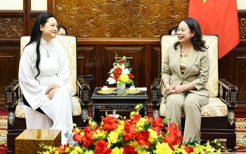 Phó Chủ tịch nước Võ Thị Ánh Xuân tiếp nữ phi hành gia Amanda Nguyễn